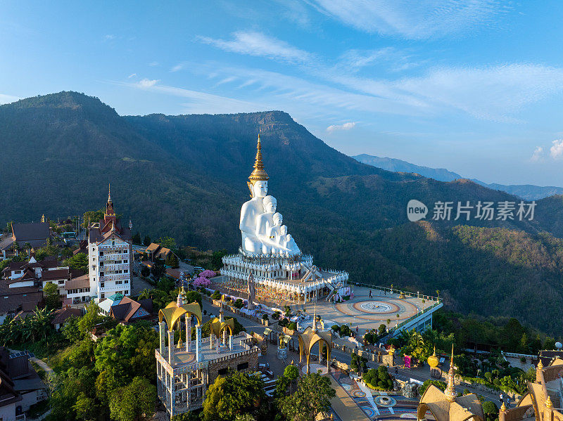 Wat Phra That Pha Son Kaew，泰国碧差汶省Khao Kho区